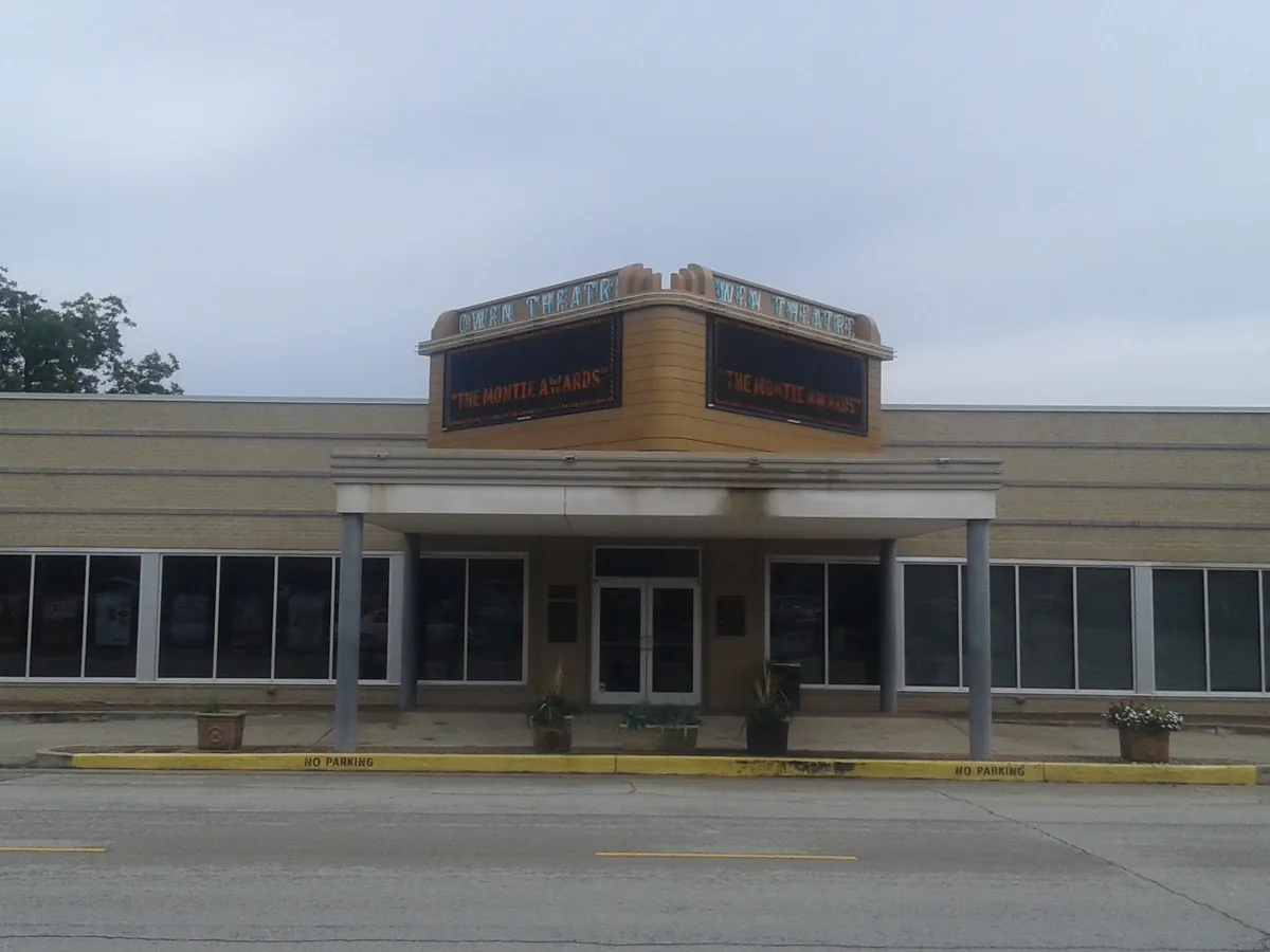 Owen Theatre in downtown Conroe