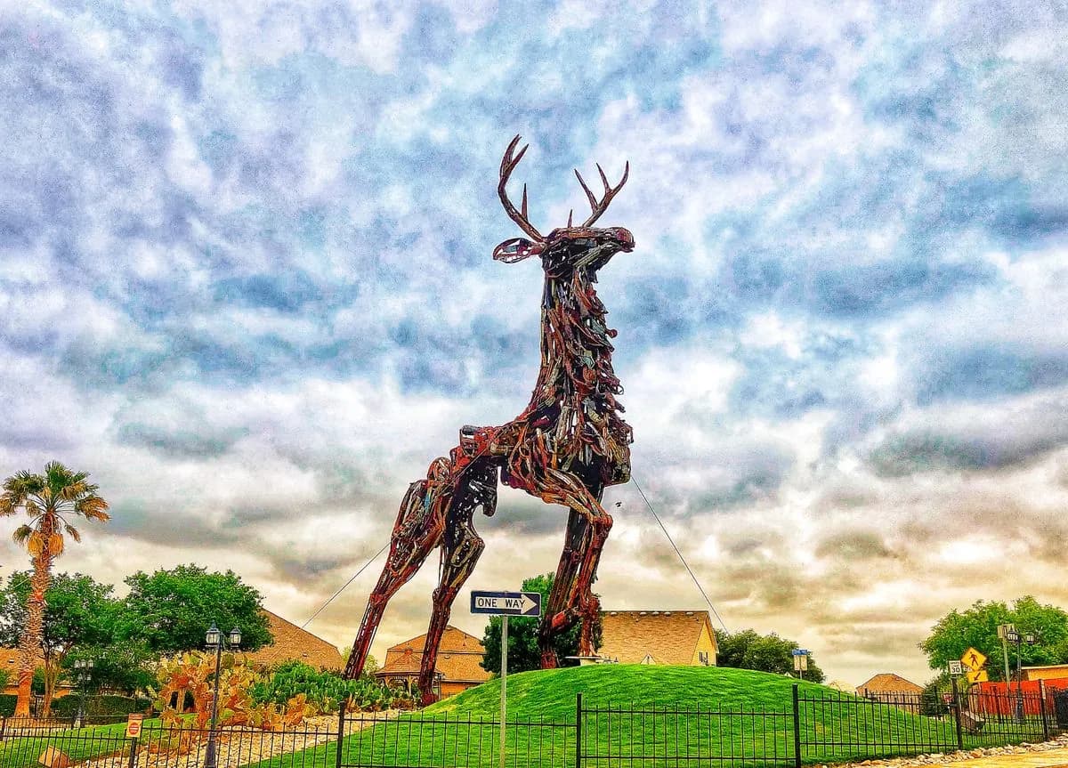 Roadside Giant Junk Stag sculpture, Converse