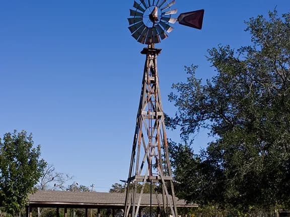 Old wooden windmill at Bay Area Park, Pasadena